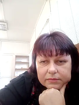 AuroKaria online show from April 5, 2026, 12:57 pm