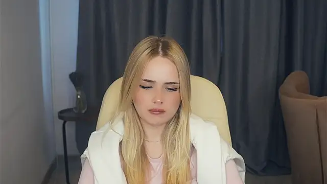 Snapshot of StephenHurban chatting on April 5, 2026, 8:22 am StephenHurban online show from April 5, 2026, 8:22 am