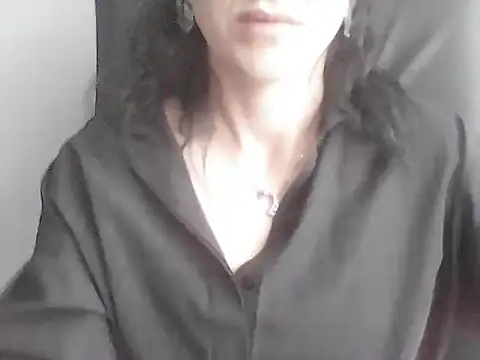 Snapshot of sara_41 chatting on May 1, 2026, 9:58 am sara 41 online show from May 1, 2026, 9:58 am