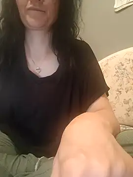 Snapshot of sara_41 chatting on May 10, 2026, 8:03 pm sara 41 online show from May 10, 2026, 8:03 pm