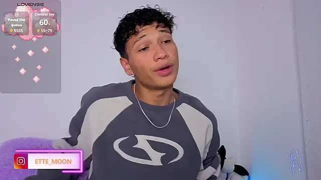 ETTE MOON online show from April 16, 2026, 5:08 am