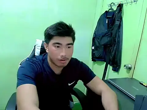 Hunkfireman online show from June 3, 2026, 12:46 am
