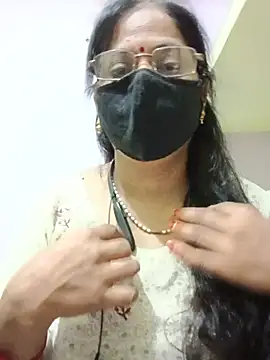 SEEMA 012 online show from June 4, 2026, 4:29 am