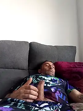 danko2979 online show from April 19, 2026, 1:54 pm