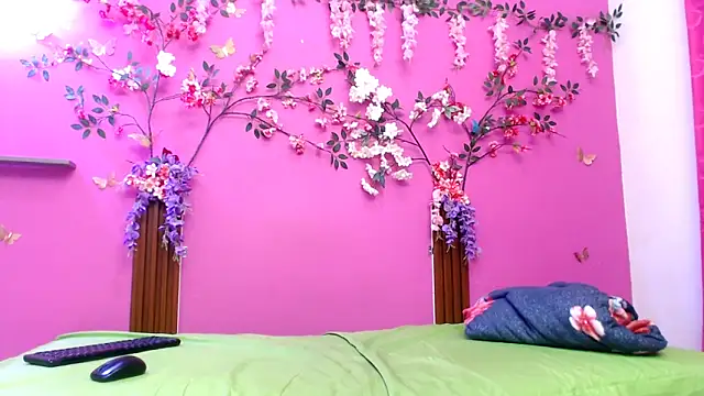 Snapshot of starfishanal21 chatting on May 7, 2026, 7:19 pm starfishanal21 online show from May 7, 2026, 7:19 pm