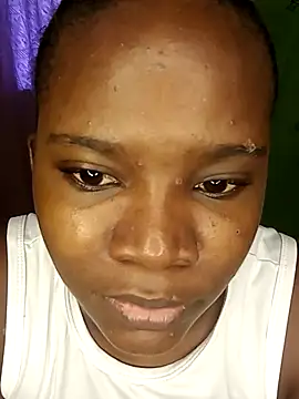 ZaraSavage111 online show from April 7, 2026, 12:27 pm