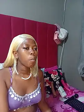 Snapshot of PinkyxGodess chatting on June 19, 2026, 7:39 pm PinkyxGodess online show from June 19, 2026, 7:39 pm