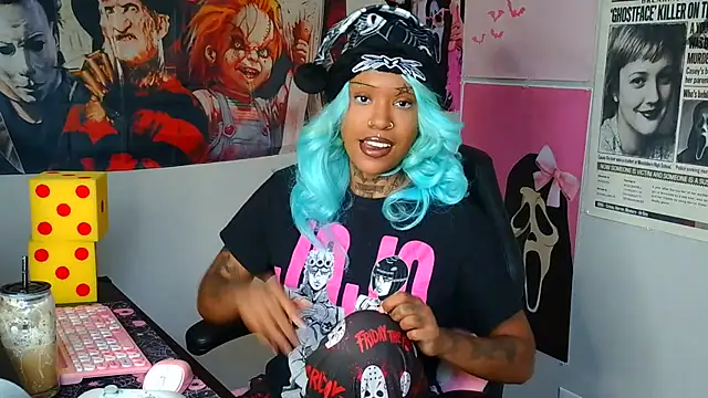 Snapshot of spookiebaddie chatting on July 12, 2026, 7:49 pm spookiebaddie online show from July 12, 2026, 7:49 pm