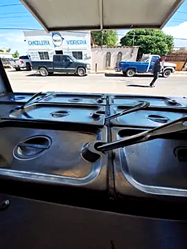 PabloyELi online show from April 7, 2026, 4:29 pm