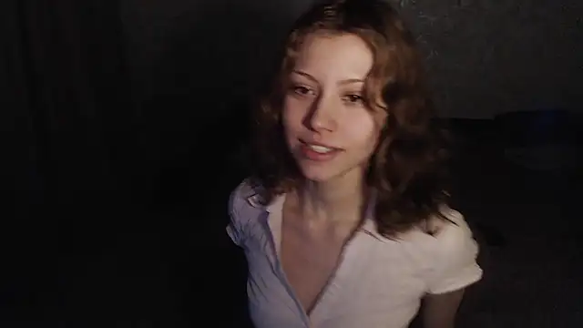 suchkacute online show from April 6, 2026, 8:54 pm