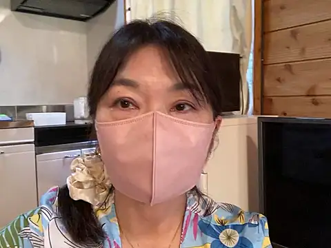 Snapshot of lemonade_madame chatting on May 29, 2026, 12:08 am lemonade madame online show from May 29, 2026, 12:08 am