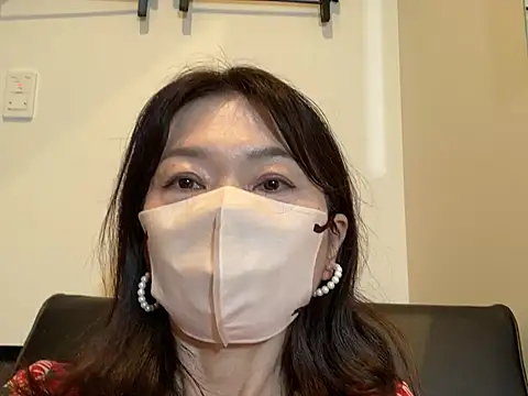 Snapshot of lemonade_madame chatting on June 27, 2026, 10:20 am lemonade madame online show from June 27, 2026, 10:20 am