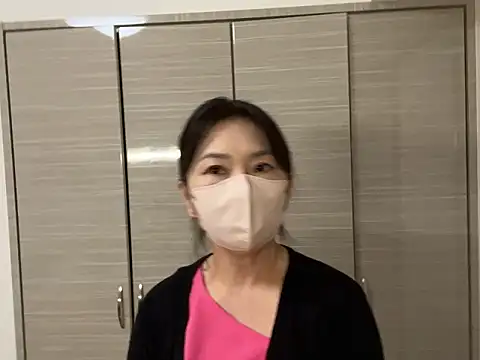 Snapshot of lemonade_madame chatting on July 11, 2026, 11:57 am lemonade madame online show from July 11, 2026, 11:57 am