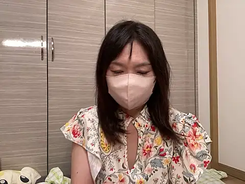 Snapshot of lemonade_madame chatting on July 16, 2026, 12:55 pm lemonade madame online show from July 16, 2026, 12:55 pm