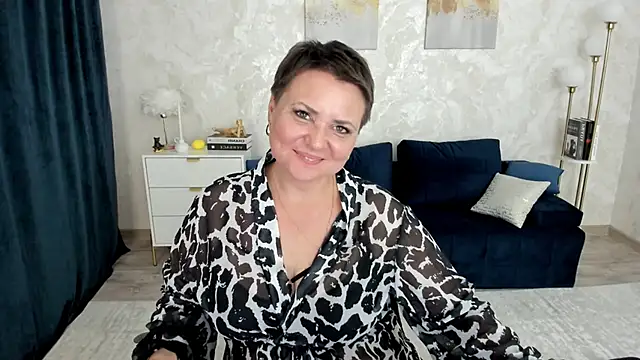 Snapshot of AnnaCorlane chatting on May 16, 2026, 10:36 am AnnaCorlane online show from May 16, 2026, 10:36 am