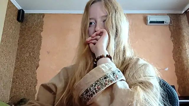 KateVibe 01 online show from April 23, 2026, 3:08 am