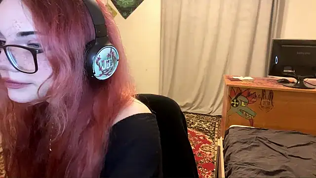 RedHeadCat online show from May 1, 2026, 9:30 pm