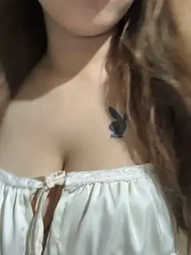 Sexx-12x online show from May 27, 2026, 6:10 am