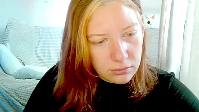 Snapshot of earn_my_lily chatting on April 26, 2026, 7:39 am earn my lily online show from April 26, 2026, 7:39 am