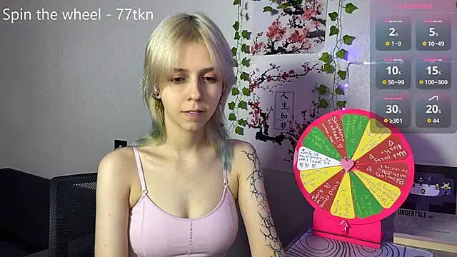 LunaBless online show from May 29, 2026, 4:05 pm