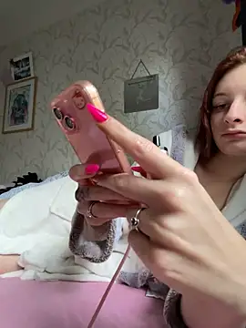 Chelssweetx online show from April 18, 2026, 1:37 pm