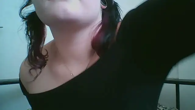 Snapshot of abbey-BAT chatting on May 4, 2026, 6:42 am abbey-BAT online show from May 4, 2026, 6:42 am
