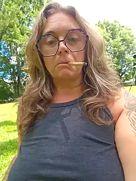 Blondejenn online show from May 12, 2026, 7:11 pm
