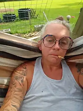 Blondejenn online show from May 16, 2026, 9:24 pm
