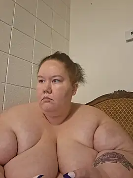 Snapshot of hisalphaqueen27 chatting on April 11, 2026, 5:12 am hisalphaqueen27 online show from April 11, 2026, 5:12 am
