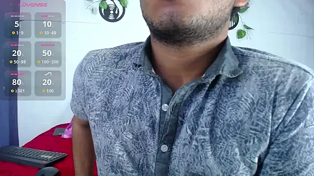felipecams online show from April 30, 2026, 6:53 am