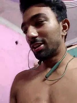 Snapshot of ItsPlayboy031 chatting on April 28, 2026, 6:24 pm ItsPlayboy031 online show from April 28, 2026, 6:24 pm