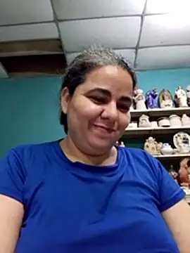 Snapshot of Golositadeamor chatting on May 26, 2026, 1:01 am Golositadeamor online show from May 26, 2026, 1:01 am