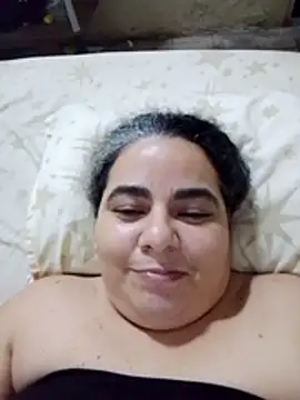 Snapshot of Golositadeamor chatting on June 8, 2026, 1:39 am Golositadeamor online show from June 8, 2026, 1:39 am