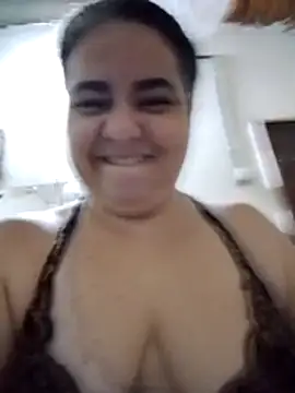Snapshot of Golositadeamor chatting on June 9, 2026, 5:46 pm Golositadeamor online show from June 9, 2026, 5:46 pm