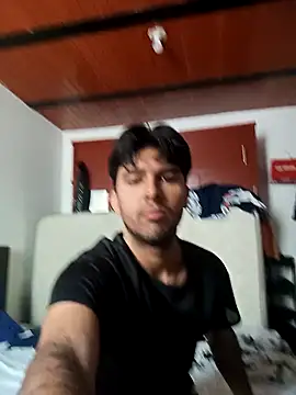 RodrigoColby2 online show from April 12, 2026, 3:39 pm