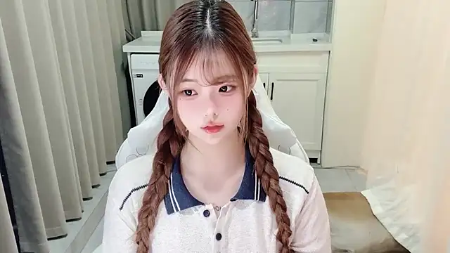 Snapshot of xiaoyugan_cute chatting on July 15, 2026, 3:17 pm xiaoyugan cute online show from July 15, 2026, 3:17 pm