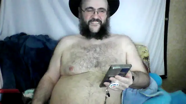 Snapshot of BriTheTopBear chatting on April 14, 2026, 3:12 am BriTheTopBear online show from April 14, 2026, 3:12 am