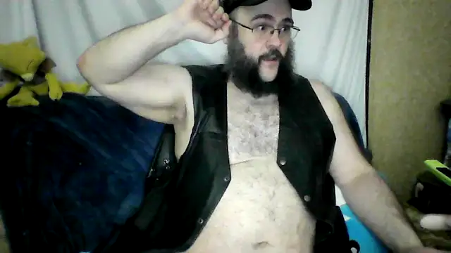 Snapshot of BriTheTopBear chatting on May 2, 2026, 3:22 am BriTheTopBear online show from May 2, 2026, 3:22 am