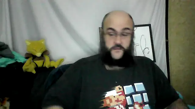 Snapshot of BriTheTopBear chatting on May 12, 2026, 2:52 am BriTheTopBear online show from May 12, 2026, 2:52 am