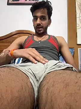 aadibuttplug online show from May 17, 2026, 8:49 pm