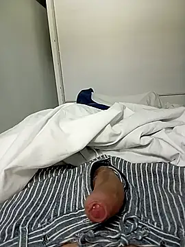 Snapshot of biga00 chatting on April 7, 2026, 4:46 am biga00 online show from April 7, 2026, 4:46 am