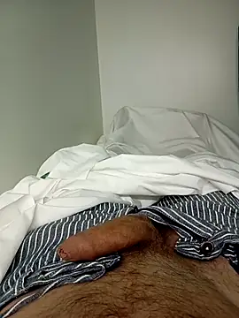 Snapshot of biga00 chatting on April 9, 2026, 8:14 pm biga00 online show from April 9, 2026, 8:14 pm