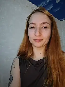 LeonaFox online show from May 15, 2026, 3:41 pm