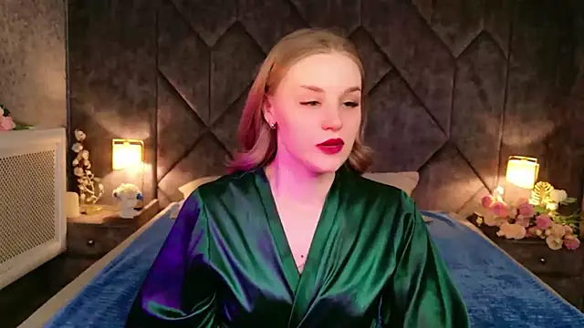 Molly Voses online show from May 27, 2026, 9:01 pm