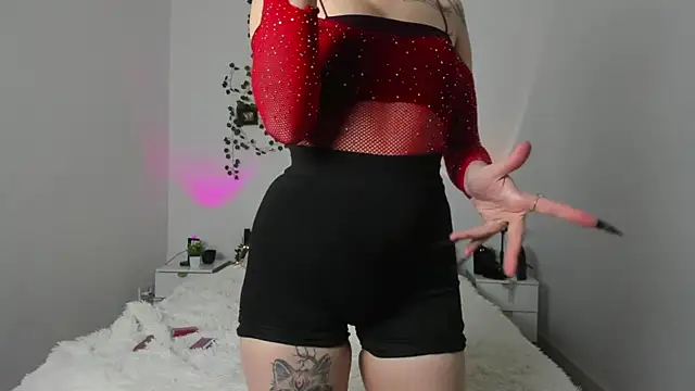 Snapshot of Alice_Mart chatting on April 9, 2026, 9:31 pm Alice Mart online show from April 9, 2026, 9:31 pm