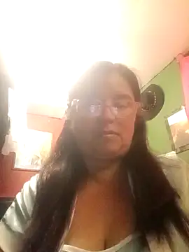 Snapshot of Pato-Andrea26 chatting on May 5, 2026, 2:14 pm Pato-Andrea26 online show from May 5, 2026, 2:14 pm