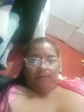 Snapshot of Pato-Andrea26 chatting on May 14, 2026, 3:30 pm Pato-Andrea26 online show from May 14, 2026, 3:30 pm
