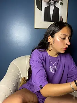 DulceLatinaxo online show from May 20, 2026, 9:32 pm