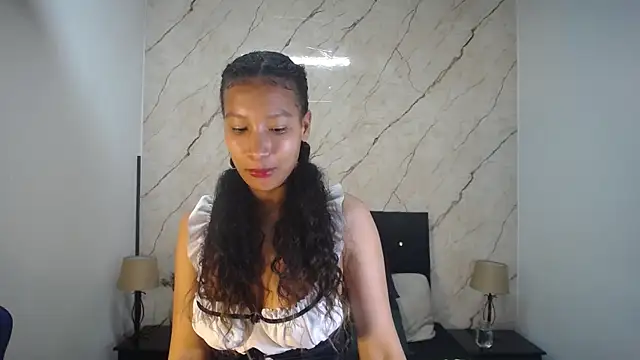 hasley cute online show from April 14, 2026, 7:20 pm