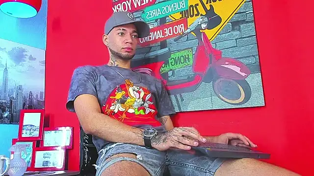 Daniel huge22 online show from April 28, 2026, 2:00 pm